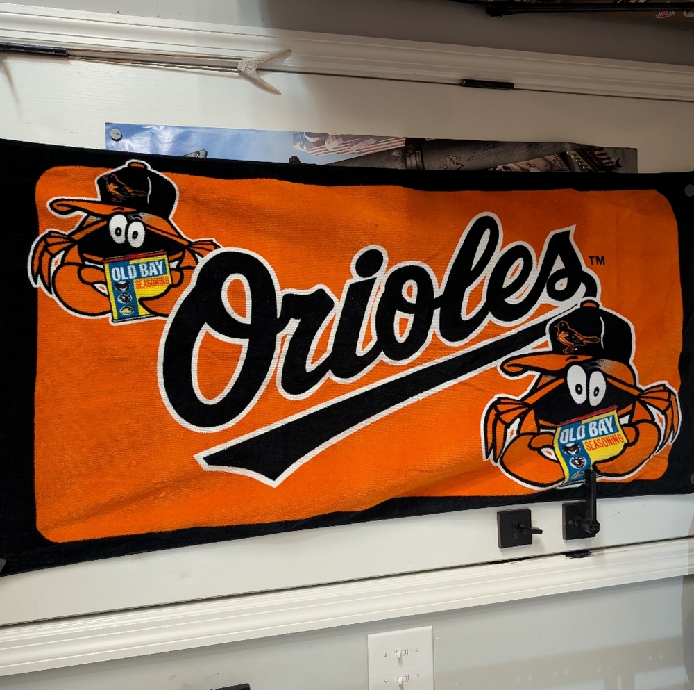 Vtg. Baltimore Orioles X Old Bay Beach Towel